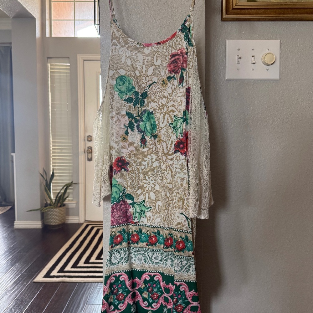 Umgee cold should lace midi dress